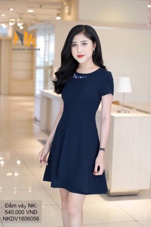 ĐẦM XOÈ CHÉO THÂN VẠT LỆCH