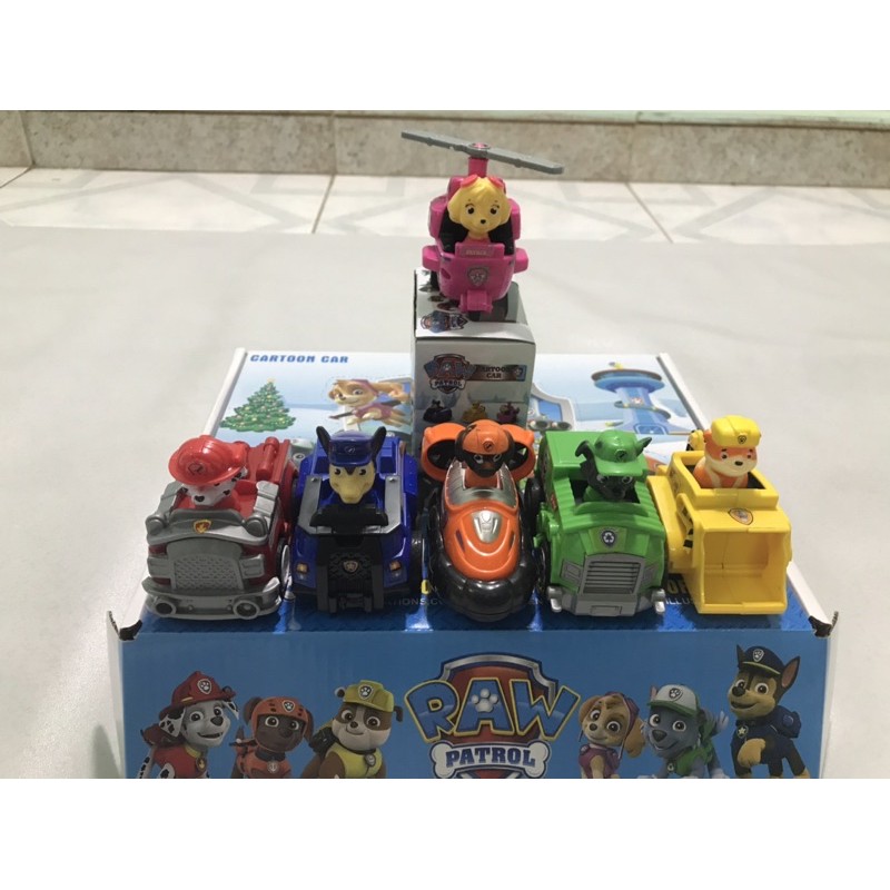 Xe chó cứu hộ Paw patrol chạy đà cho bé