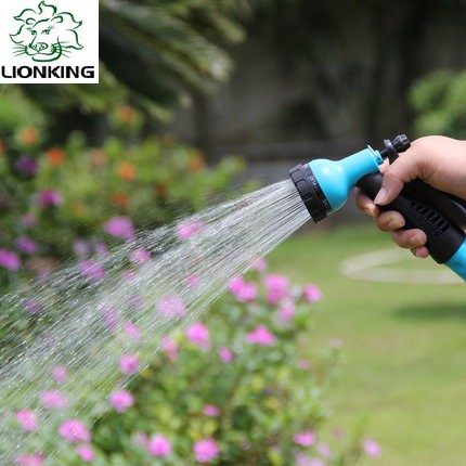 Vòi tưới cây, vòi rửa xe LIONKING ống kết cấu 3 lớp, vòi phun bằng nhựa, khung ru lô KR503 có thể cuộn 10-30 mét ống.