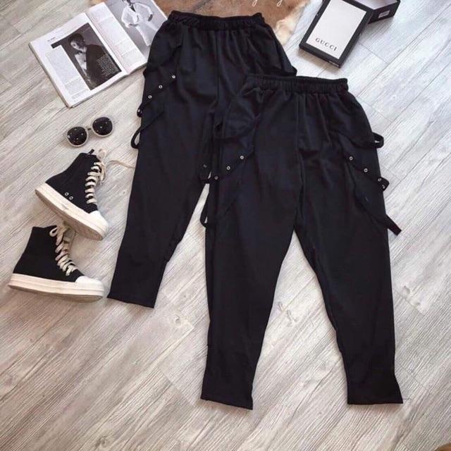 Quần thụng (MOON