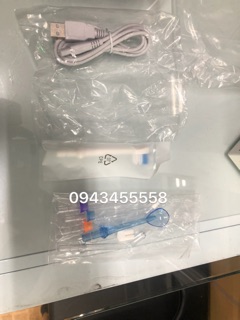 Máy tăm nước du lịch Maxcare Max456 Mini