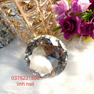Kim cương chụp hình