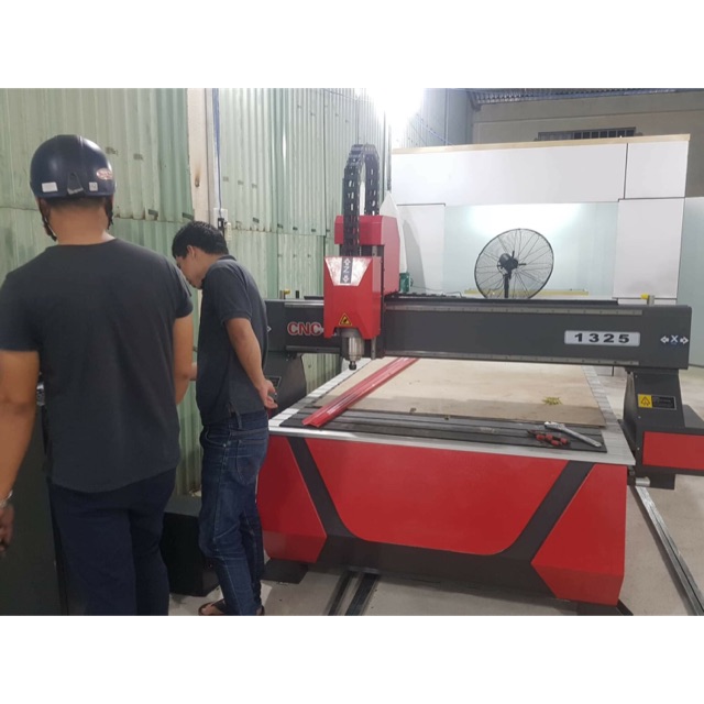 Máy CNC Routee 1325