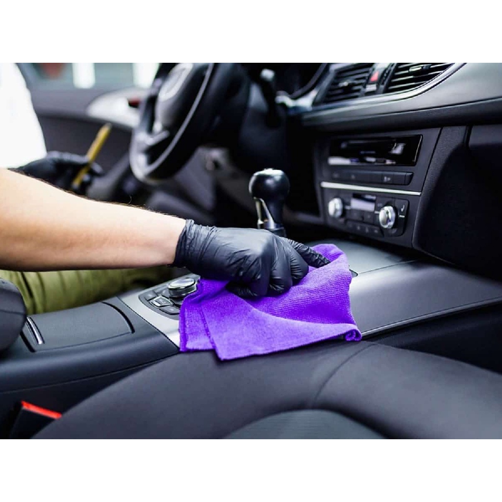 Kem làm sạch nội thất xe hơi chính hãng BlueWhale làm bóng, sáng các bề mặt nội thất trong xe, để lại mùi hương nhẹ