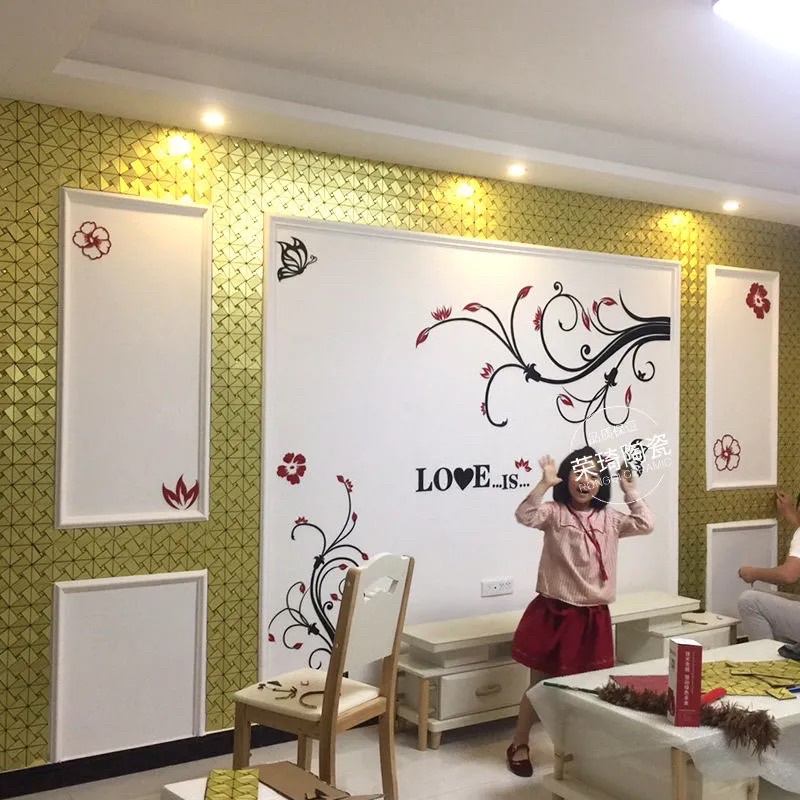 Tấm dán hình tam giác vàng sang trọng trang trí nhà cửa