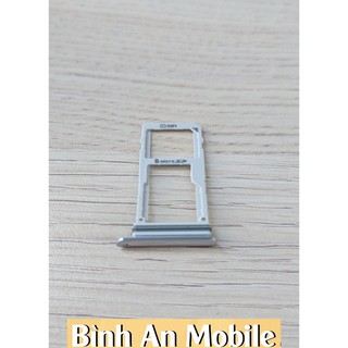 Khay sim lg v30 bạc