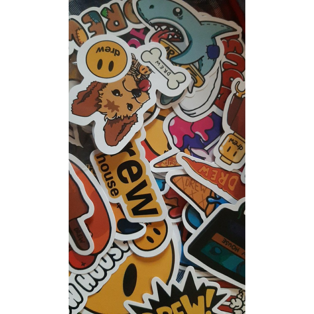 Sticker dán hoạt hình nhiều mẫu chống nước sticker dán mũ bảo hiểm vali laptop cực xinh - Mẫu Drew - M009