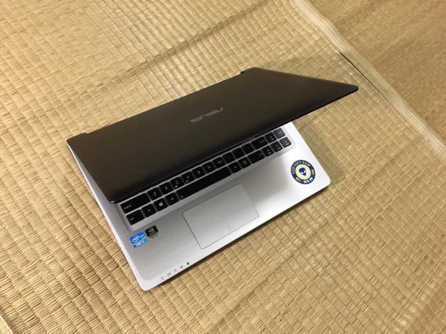 Laptop UFO Asus K46 i5 Dual VGA chiến game mượt SSD nhanh xé gió