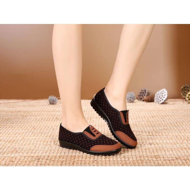 Giày Lười Vải Đế Mềm Chống Trượt Thời Trang Cho Phụ Nữ Trung Niên