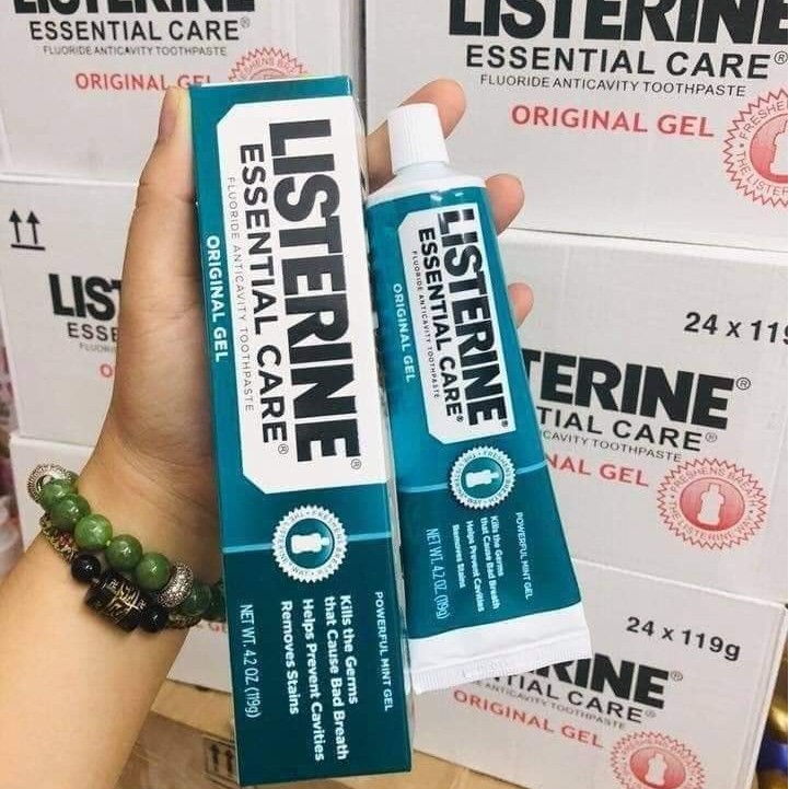 Kem đánh răng Listerine Essential Care