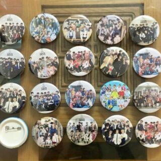 Huy hiệu BTS, WANNA ONE, TFBOYS