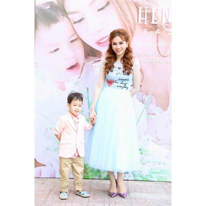 đầm xoè tay dài