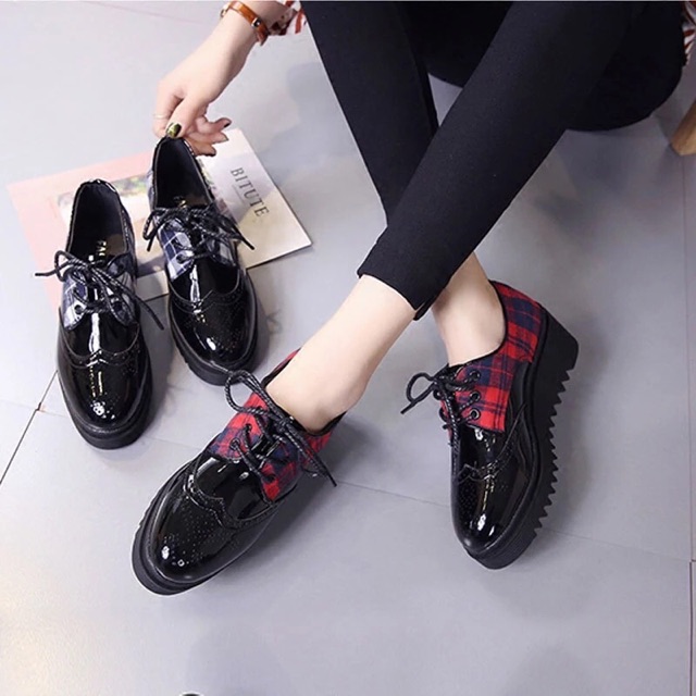 Giày kẻ độn đế Hàn Quốc💥Chất da mềm💥êm chân💥Giá sốc | BigBuy360 - bigbuy360.vn