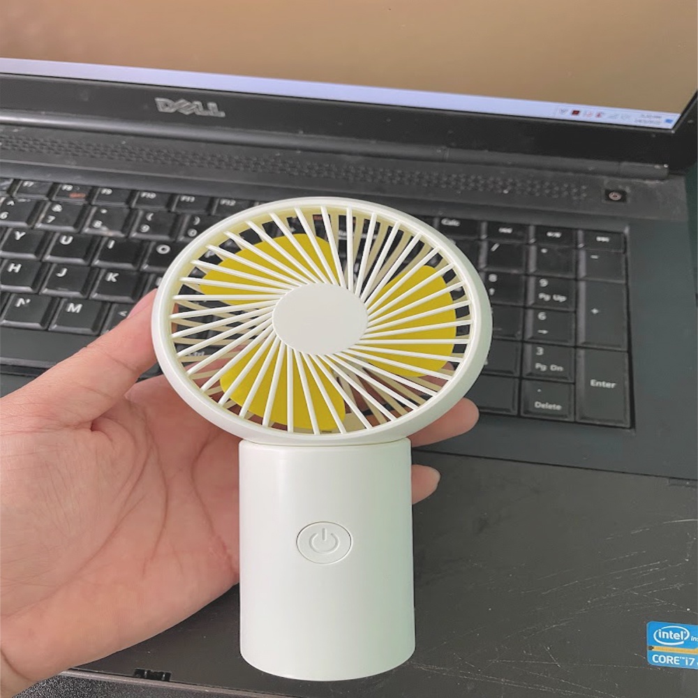 QUẠT MINI CẦM TAY ĐÈN LED 7 MÀU CỰC ĐẸP ĐÈN LED 7 MÀU CỰC ĐẸP ẢNH CHỤP THẬT