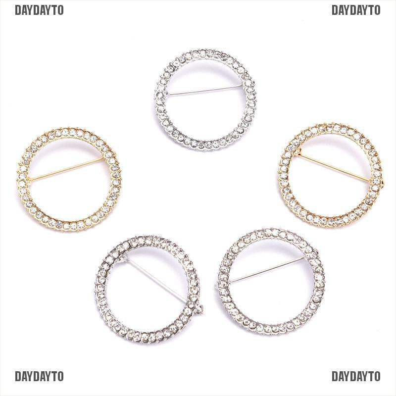 Giá Đỡ Cài Áo Đính Pha Lê Tròn Đơn Giản Cho Nữ