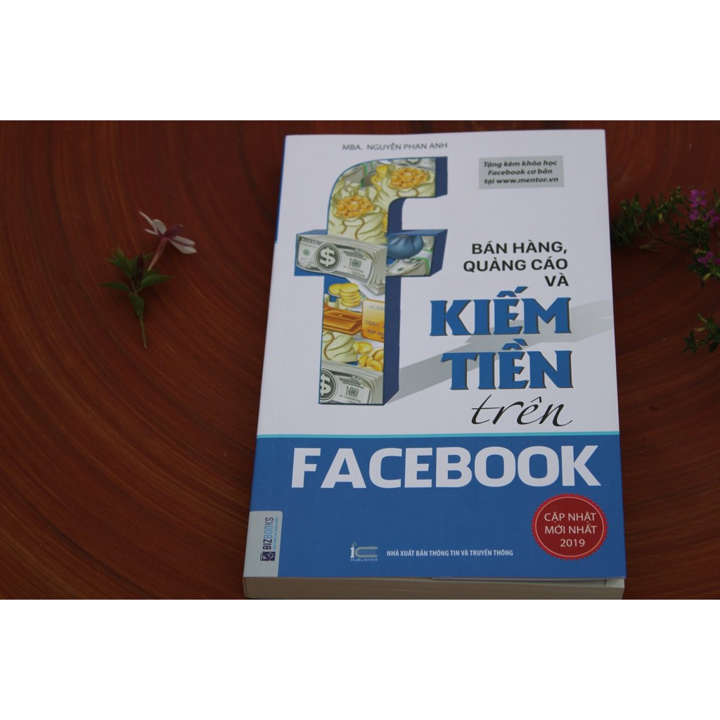 Sách Bán Hàng, Quảng Cáo Và Kiếm Tiền Trên Facebook