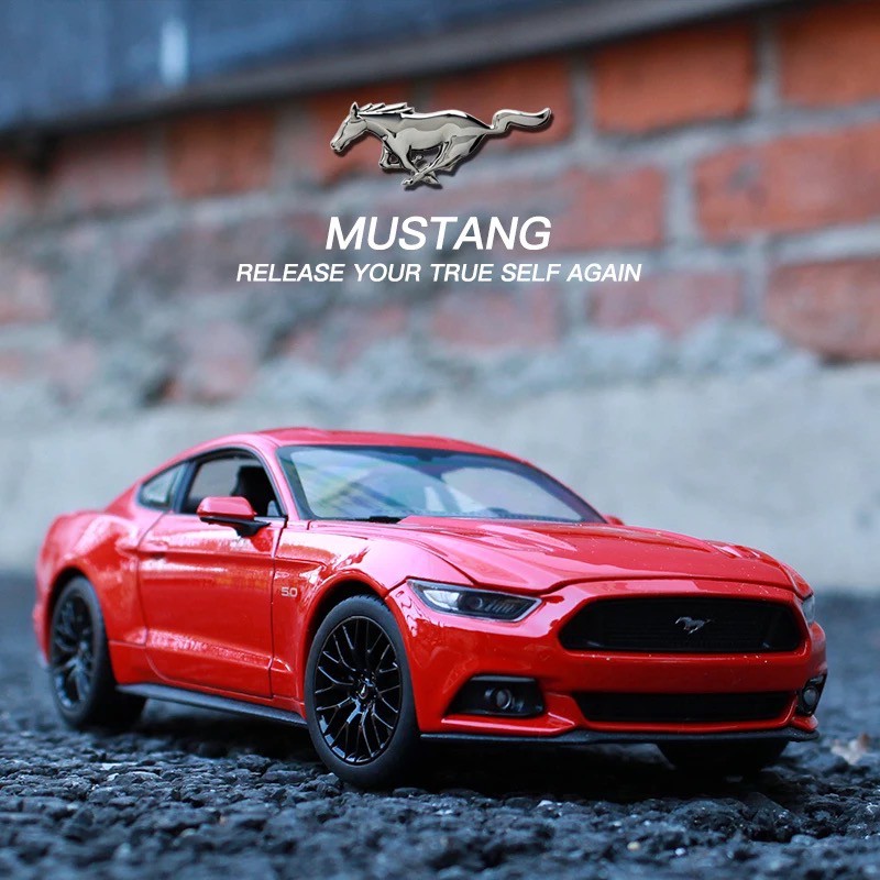 Mô hình xe 2015 Ford Mustang GT 1:24 Welly