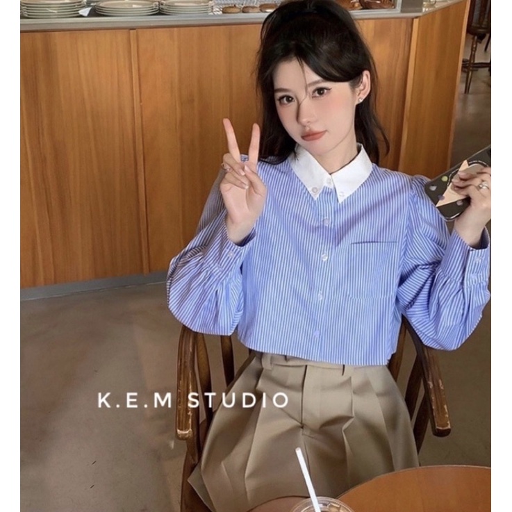 Áo sơmi kẻ xanh dáng croptop dài tay (hàng sẵn)
