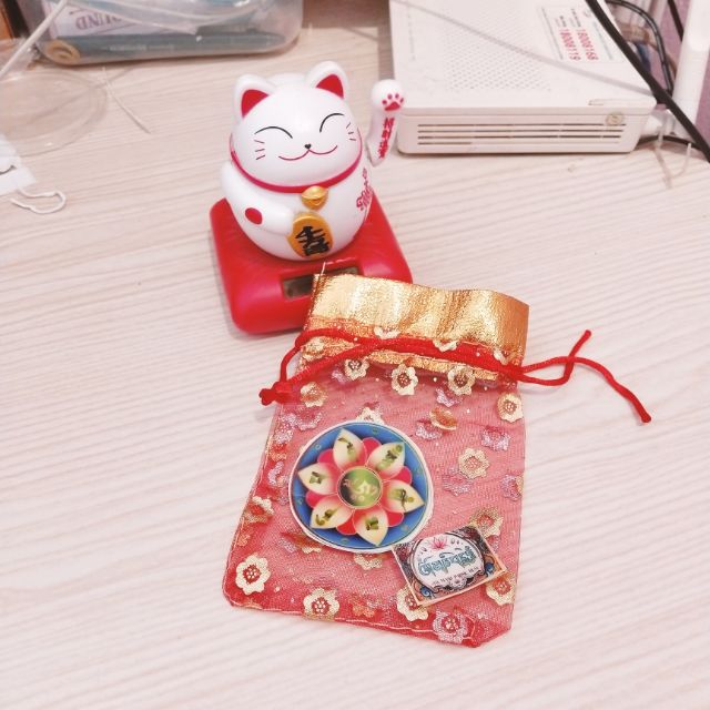 Lá Chú May Mắn