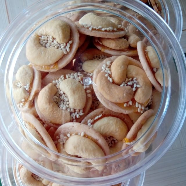 Combo 3 kg bánh đồng tiền hạt điều
