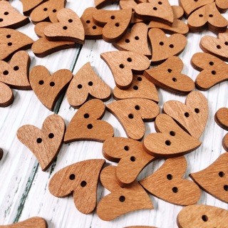 Set 10 nút gỗ hình trái tim