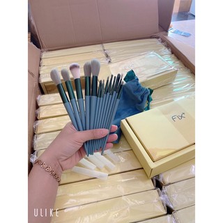 Bộ cọ Fix trang điểm 13 cây