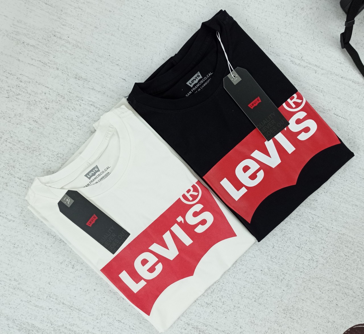 Áo thun VNXK Levis ® Basic 100% Cotton in Logo dành cho nữ TPT Shop 2021LV01