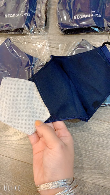 Khẩu trang vải hoạt tính | BigBuy360 - bigbuy360.vn