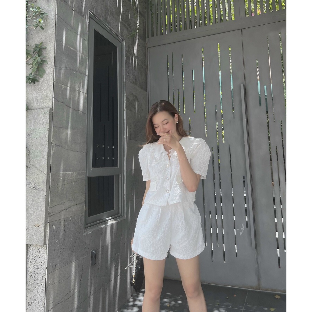 Set đồ nữ áo cổ ren tay phồng kết hợp quần short có túi NPSET008
