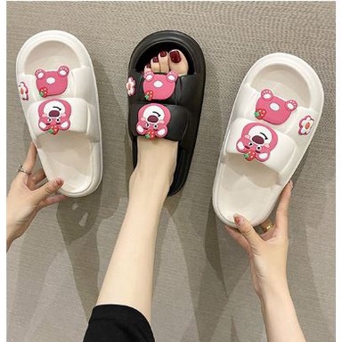Dép Thời Trang Nữ Đế Bánh Mì Hình Họa Tiết Gấu Xinh Xắn Mang Êm Chân Chống Trơn