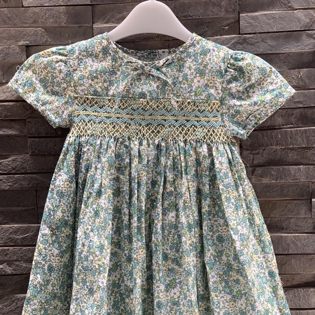 Đầm smock hoa xanh nhí