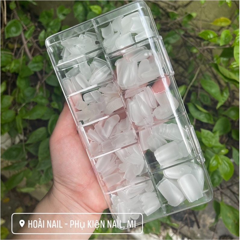 Móng úp fom vuông ngắn