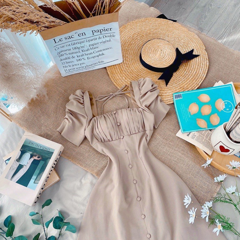 Đầm cổ vuông tay bồng xếp li ngực nút bọc | BigBuy360 - bigbuy360.vn