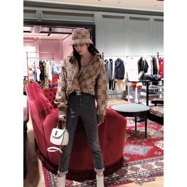 Cặp mũ bucker và lưỡi trai gucci viền da mới 2022