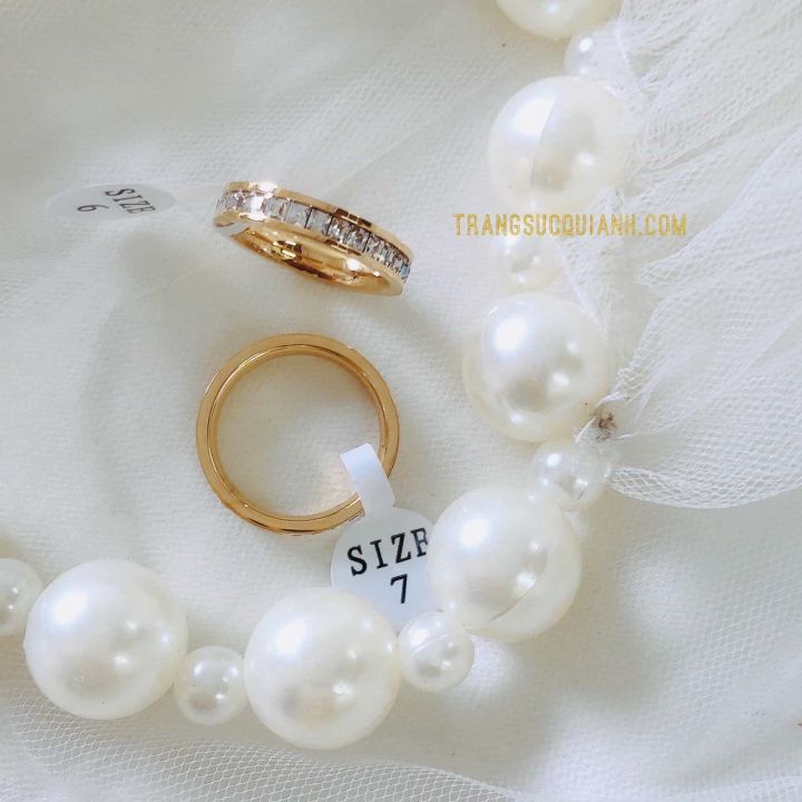 Nhẫn Titan Đính Full Đá Màu Vàng