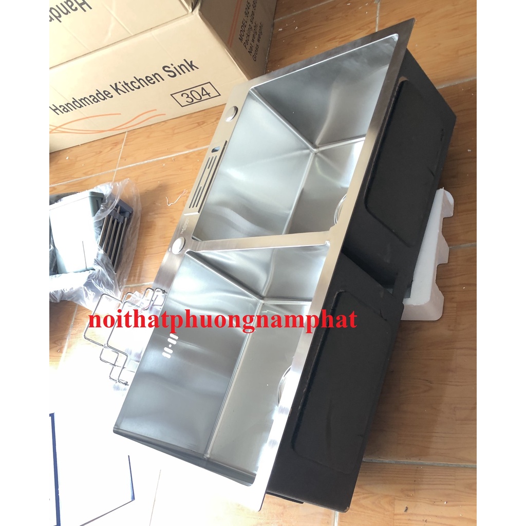 Chậu Rửa Chén Bát INOX SUS 304 N16 8245 NA.GRAND và xả chậu và Rổ rút và Vòi chén nóng lạnh và Bình rửa chén