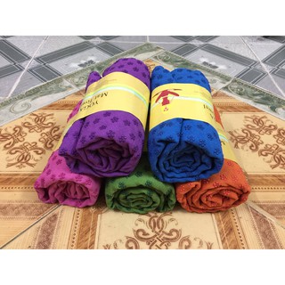 Khăn tập yoga cao su non