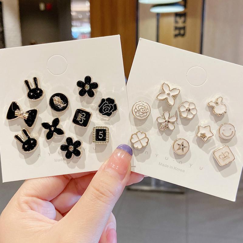 Ghim Cài Cổ Áo Hình Quần Tây Dễ Thương