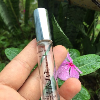 🌻 🌻  Nước hoa Innisfree dạng lăn chai 10ml  - mùi thơm nhẹ dễ chịu 🌻 🌻