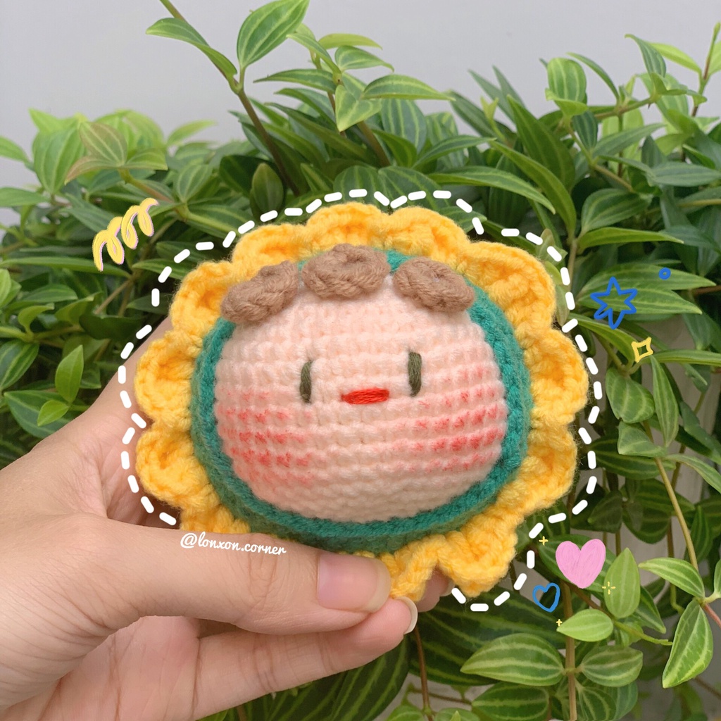 Móc khóa len handmade em bé hoa hướng dương