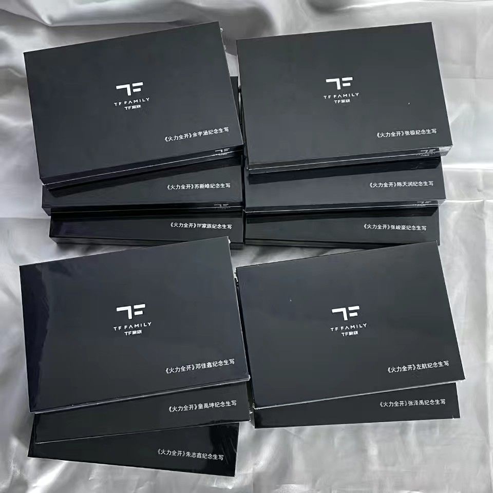 Tf Family Bảng Viết Chữ TF Cho Gia Đình Sản Phẩm Thật Dùng Lưu Niệm Phiên Bản Sân Khấu Đặc Biệt