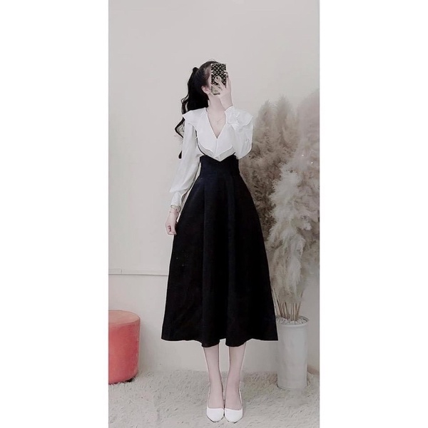 set yếm xoè kèm áo sơmi bèo hot hit