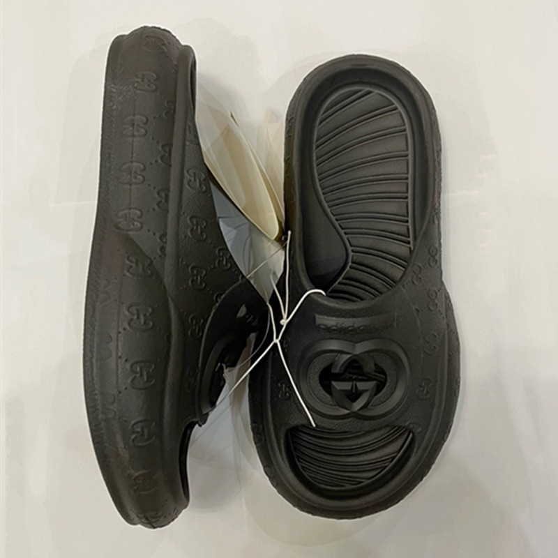 Dép đi biển Cho Nam