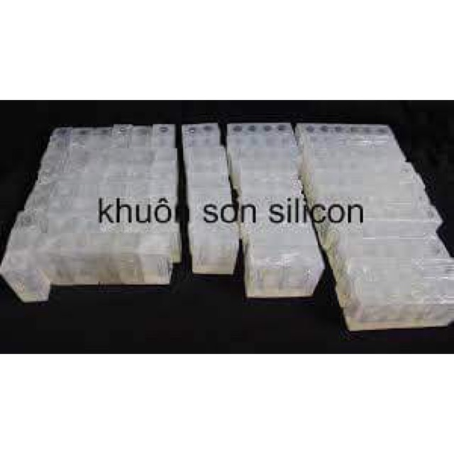 Khuôn son silicon nhật giá rẻ