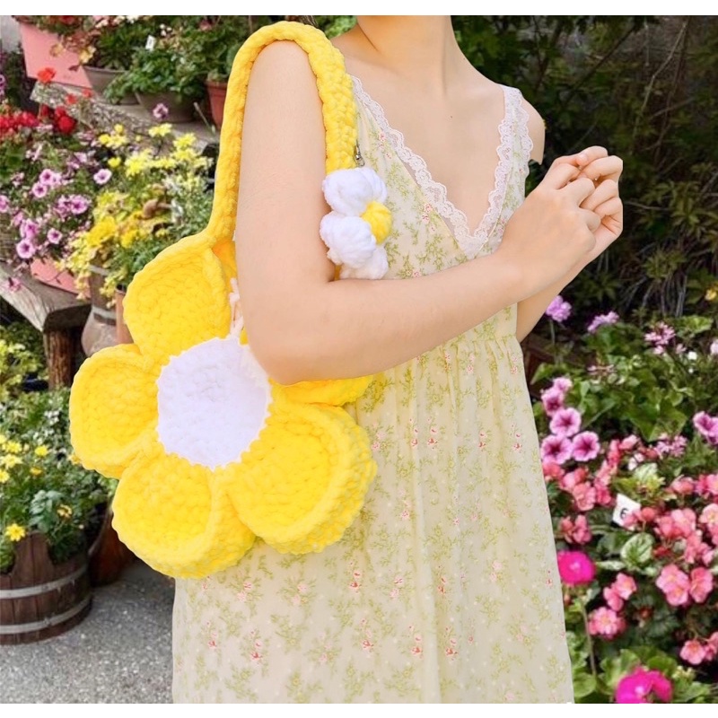 Túi len hình bông hoa - Bloom crochet bag - Mếu Máo