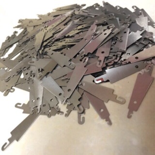 Xỏ chỉ 1 bộ 5 cái