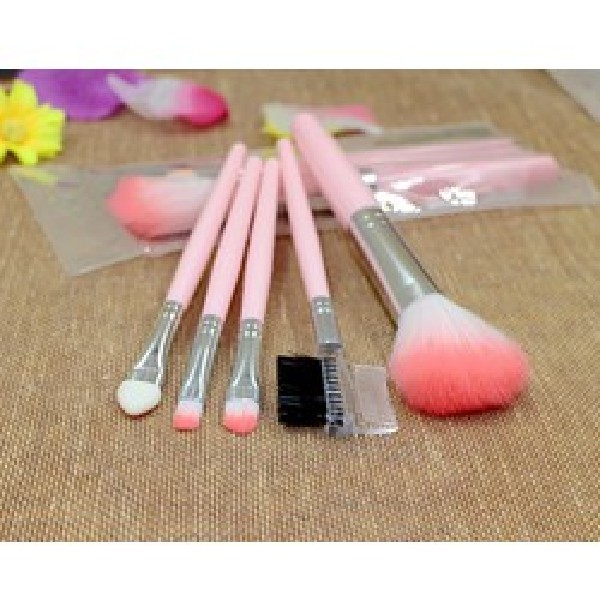 BỘ CỌ TRANG ĐIỂM 5 MÓN MÀU HỒNG