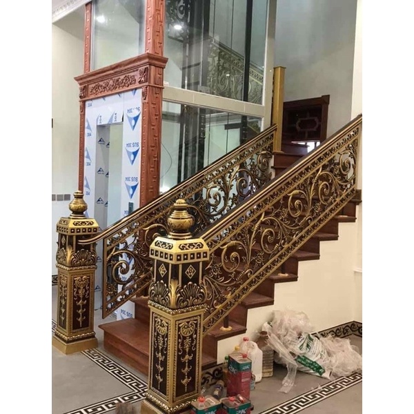 Cầu thang nhôm đúc nghệ thuật ( chưa tay vịn)