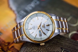 Đồng hồ nam Seiko SNKM92J1