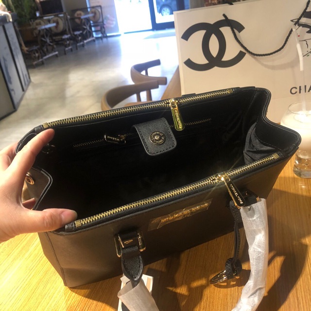 ✨Túi super MK Michael Kors da bò size to 32